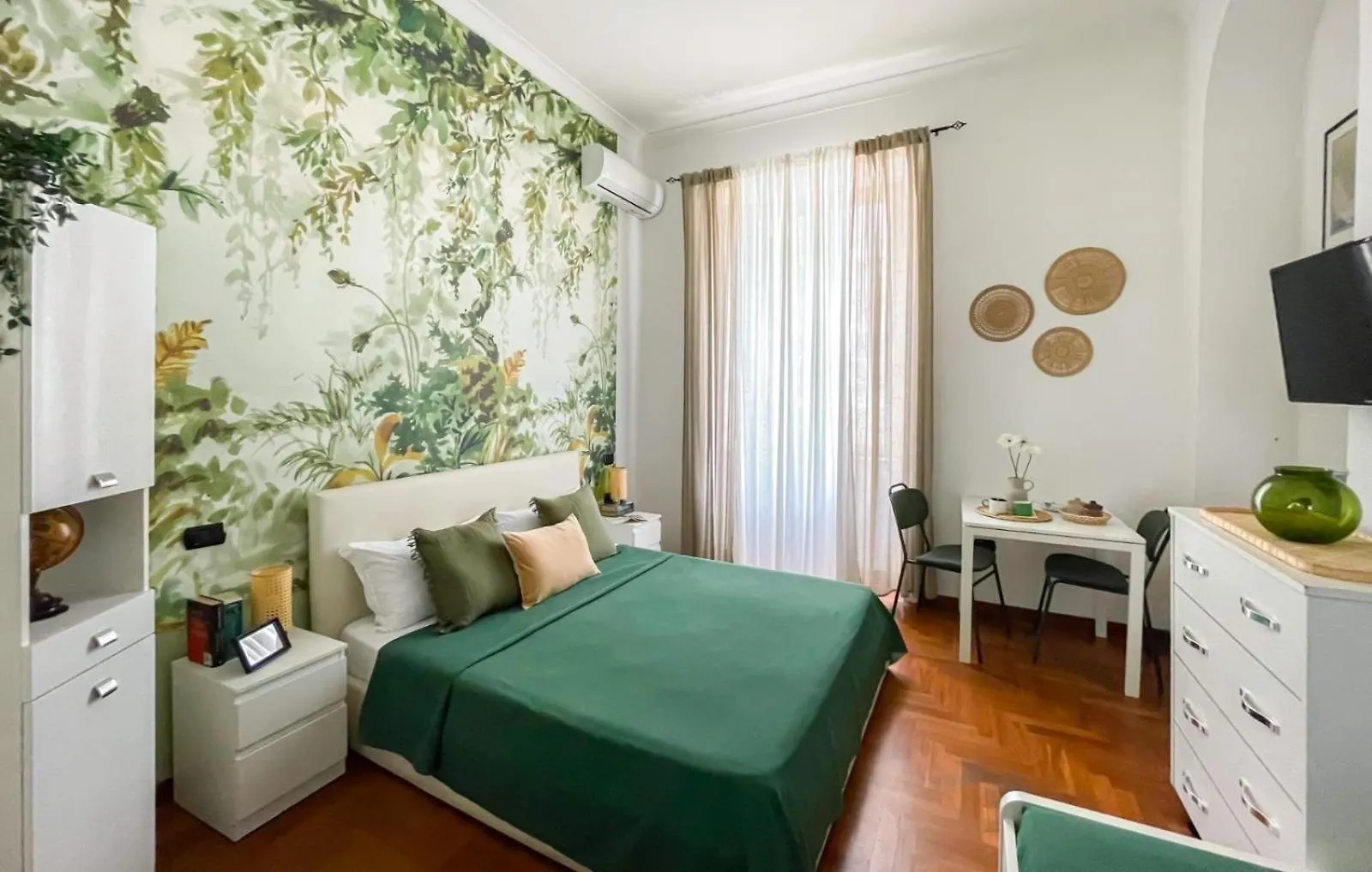 나폴리 Pomodoro Ac B&B 5*,