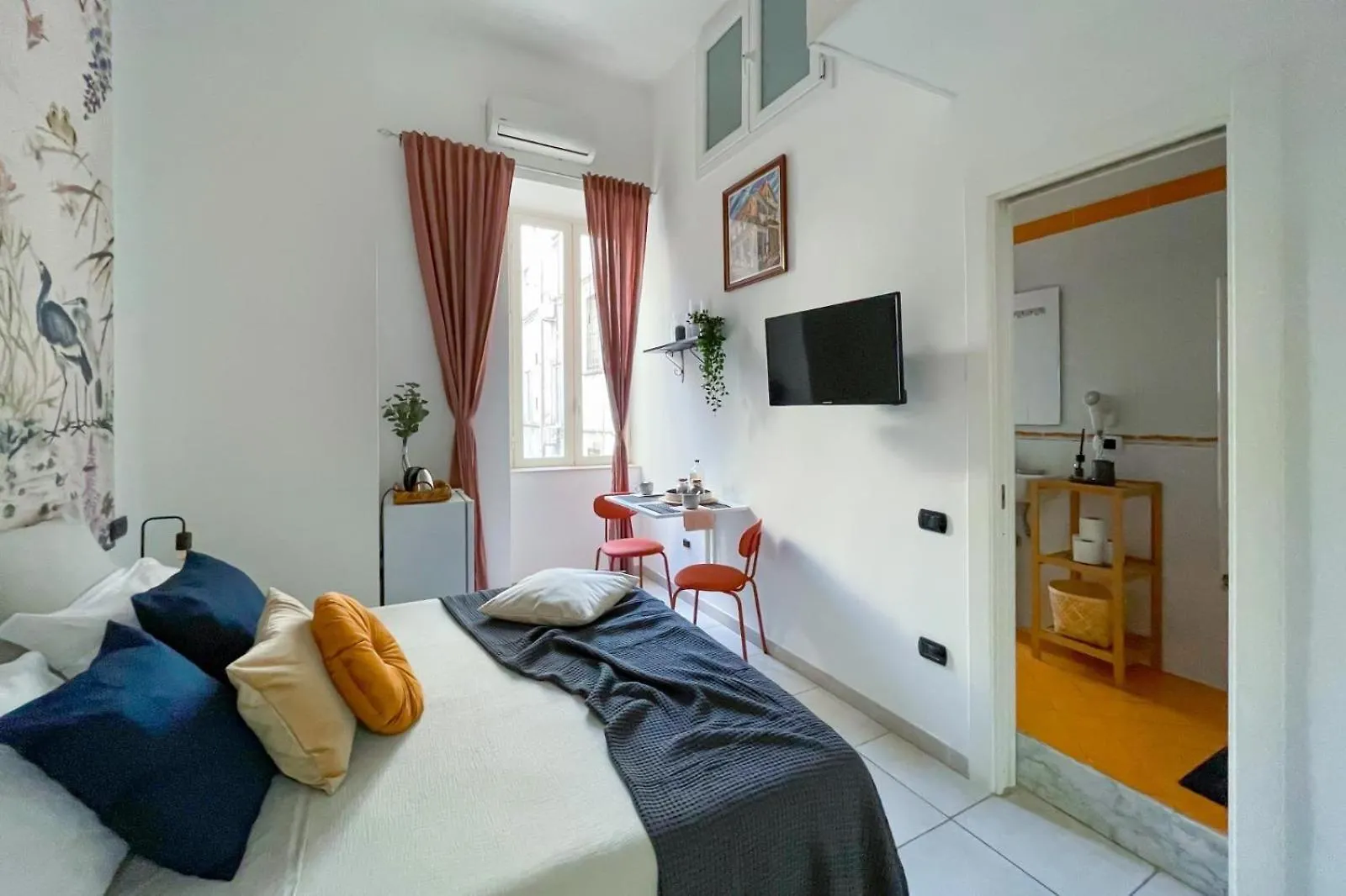 Pomodoro Ac Bed & Breakfast Naples
