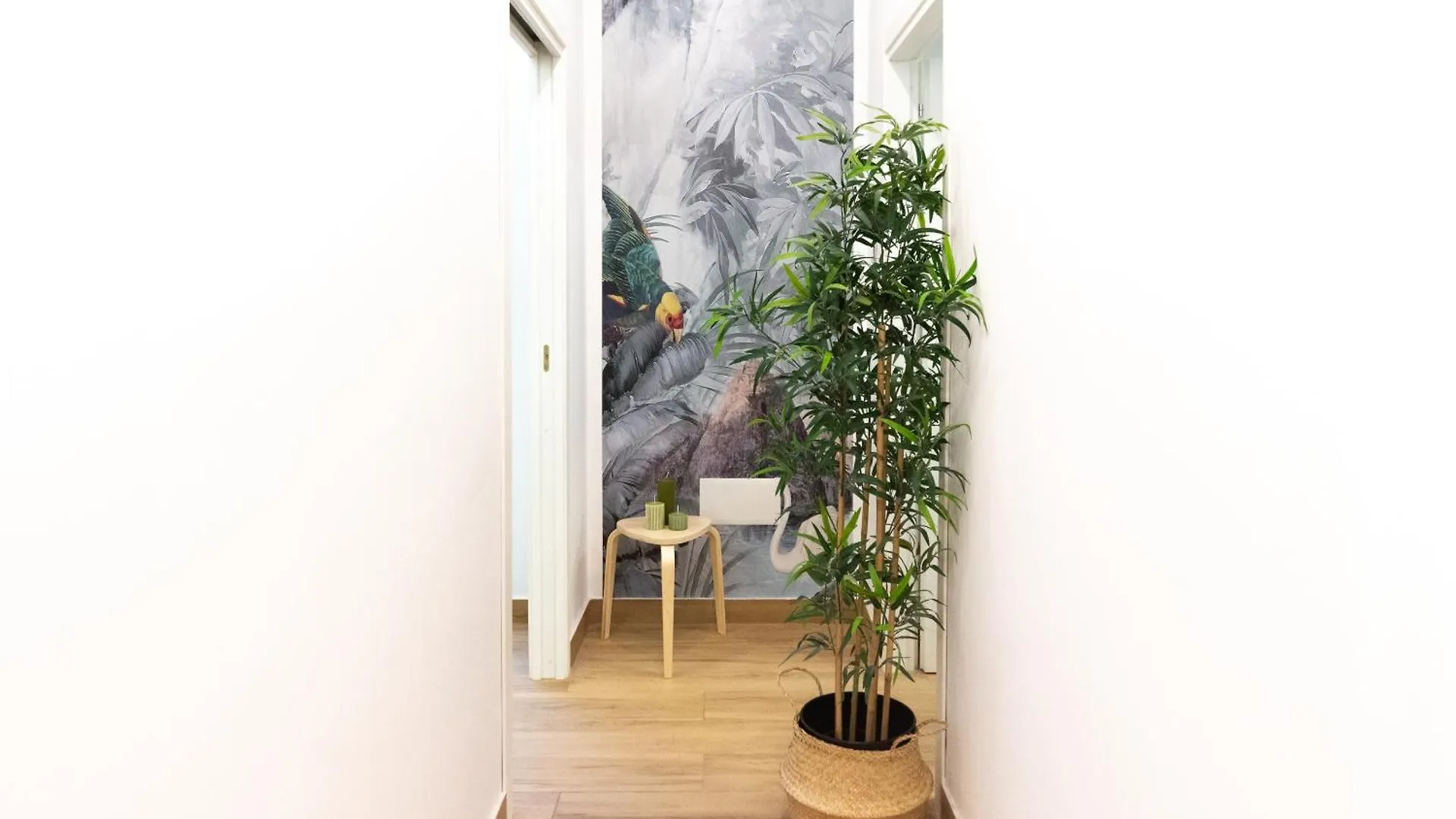 나폴리 Pomodoro Ac B&B